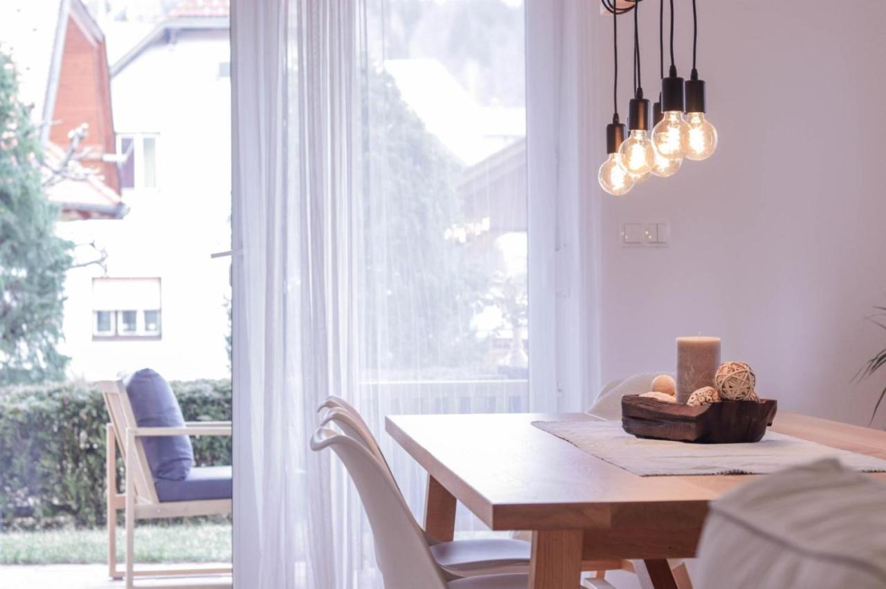 House Eden With Mountain Views Διαμέρισμα Μπλεντ Εξωτερικό φωτογραφία